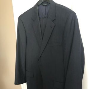 Navy w/subtle pattern Jos A Banks Suit